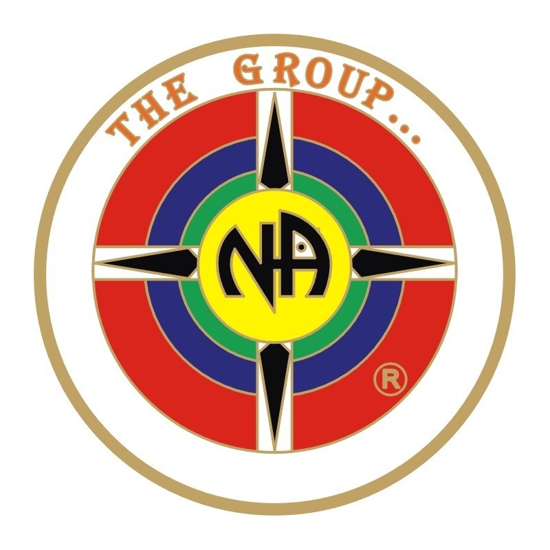 NA 'The Group' Medallion White & Gold Large