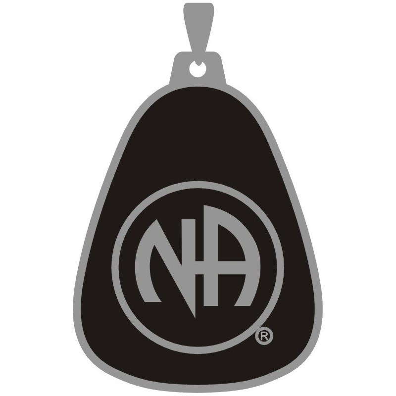 NA Pendant Black & Silver